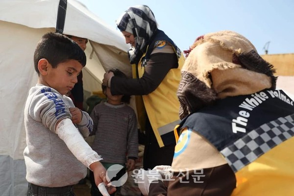 세계각국에서  튀르키예․시리아 대지진으로 발생한 난민들에게 도움의 손길을 보내고 있다.
